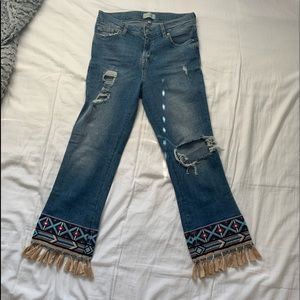 High waisted ripped jeans